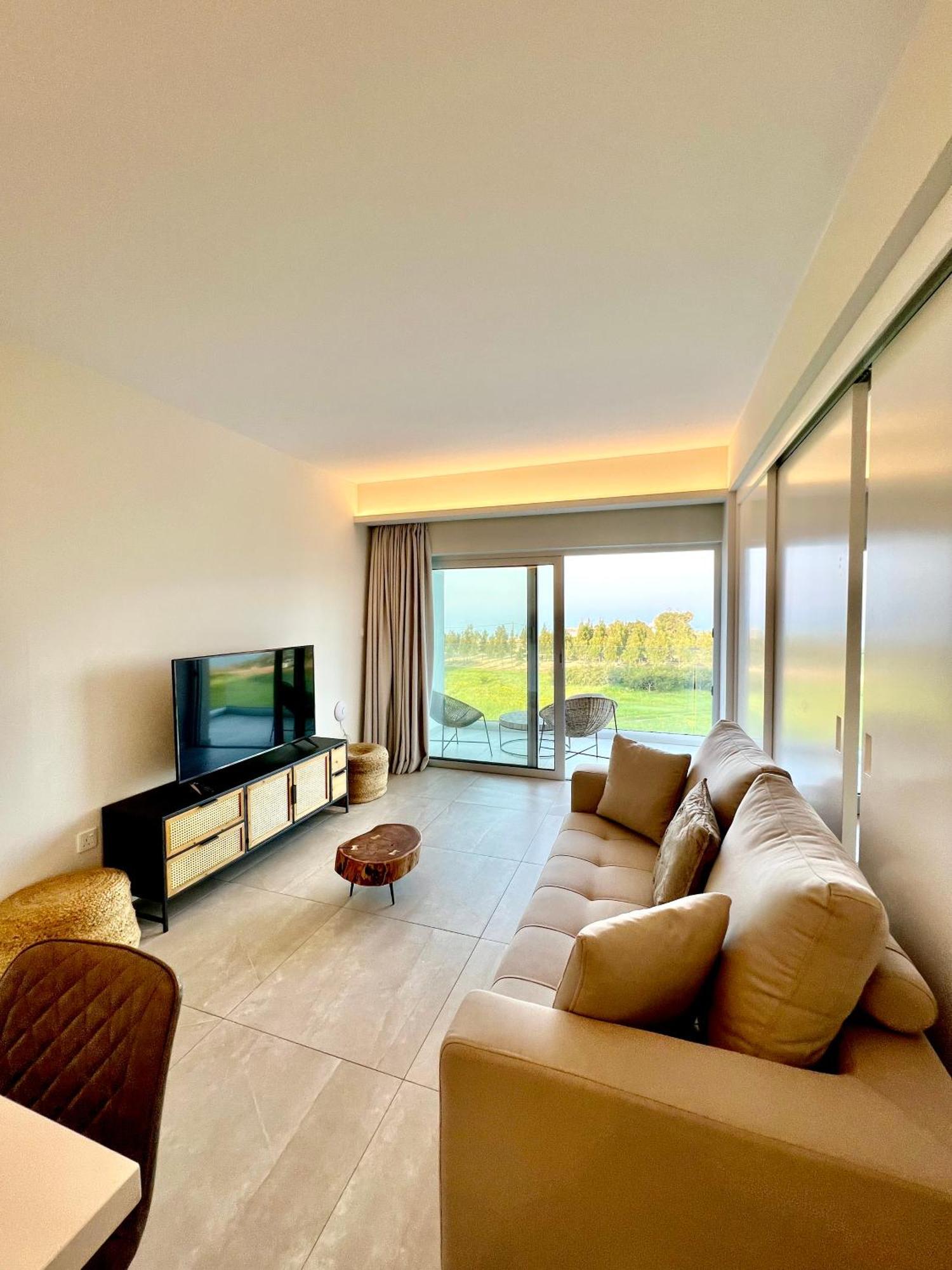 Emerald Suites Protaras Zewnętrze zdjęcie