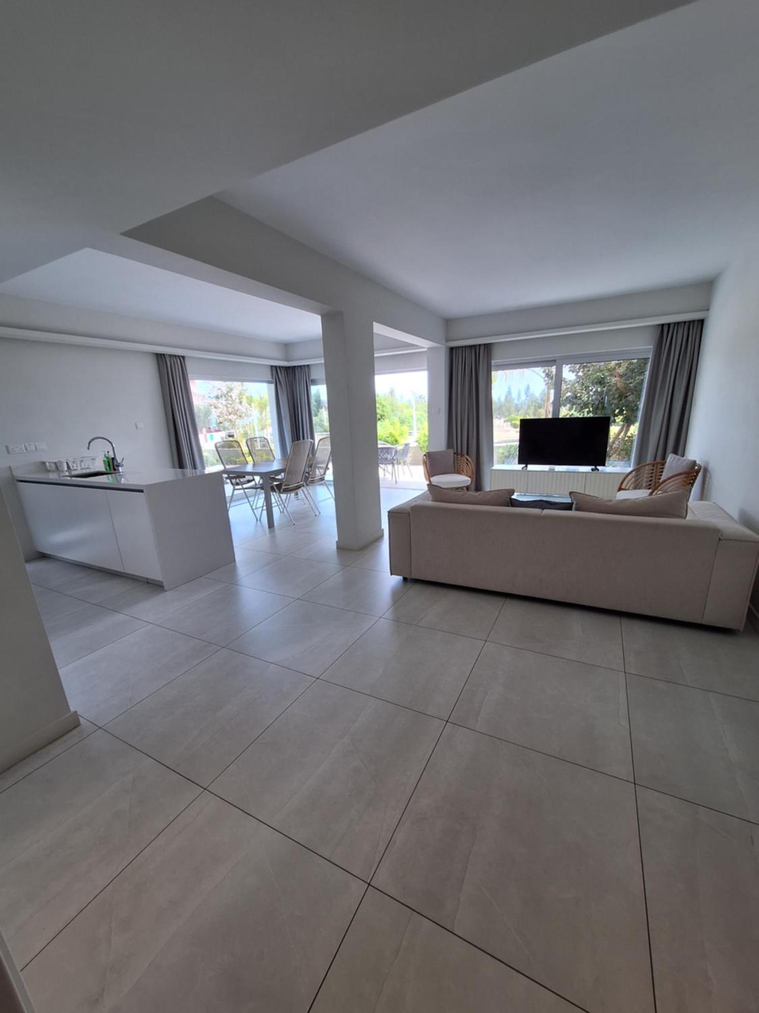 Emerald Suites Protaras Zewnętrze zdjęcie